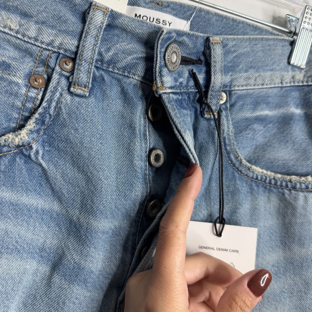 NWT Moussy Vintage Harbeson Denim Long Short Blue Size 24 High Rise Cut Offs - Picture 8 of 8